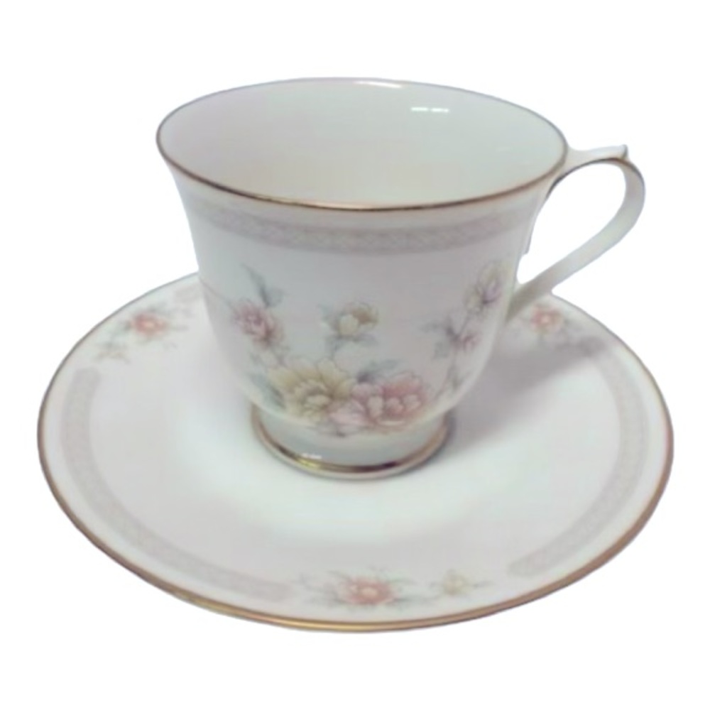 Noritake Japan Cervantes 7261 ivory china cup and saucer set